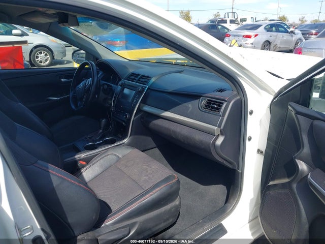 2017 TOYOTA CAMRY SE 5