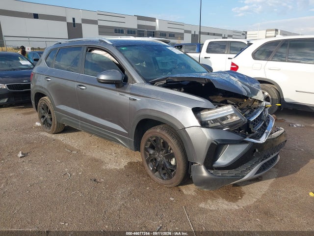2024 VOLKSWAGEN TAOS 1.5T SE