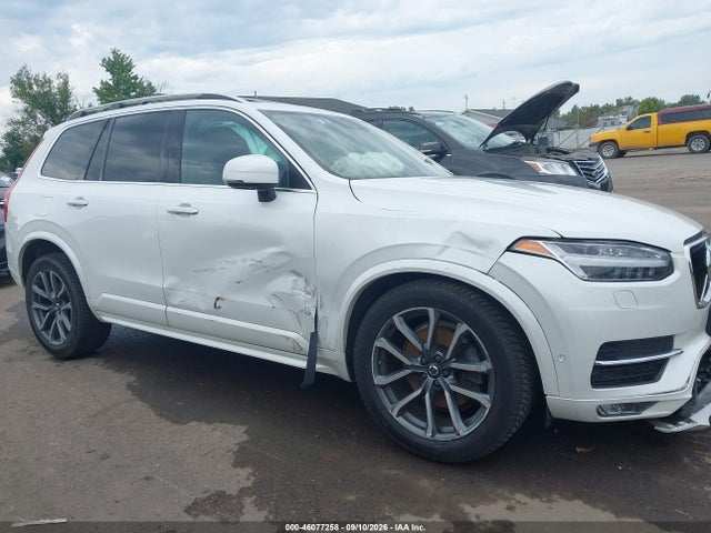 2019 VOLVO XC90 T6 MOMENTUM 14