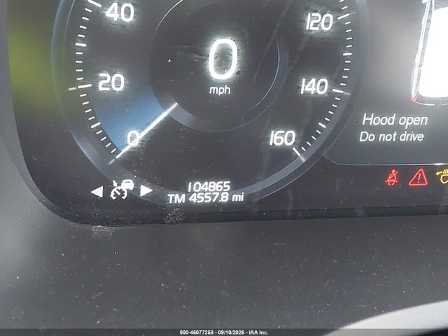 2019 VOLVO XC90 T6 MOMENTUM 16