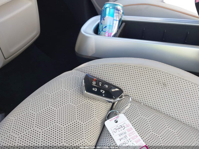 2025 VOLKSWAGEN ID. BUZZ PRO S PLUS 11