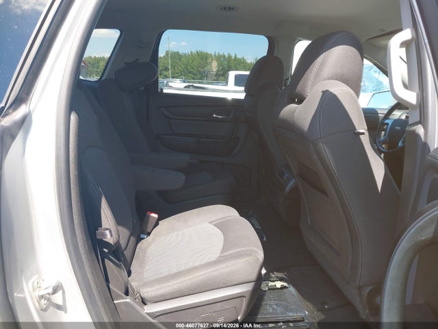 2017 CHEVROLET TRAVERSE 2LT 8