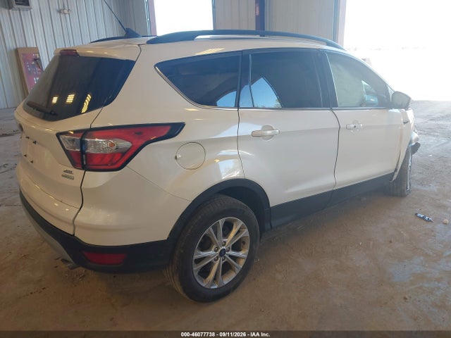2019 FORD ESCAPE SEL 4