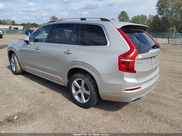 2017 VOLVO XC90 T5 MOMENTUM 3