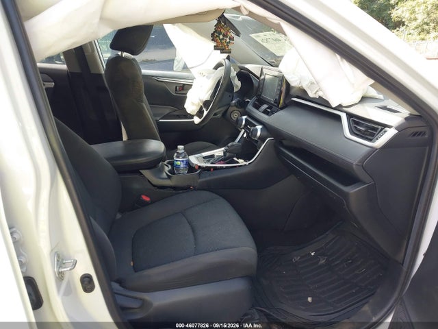 2021 TOYOTA RAV4 LE 5
