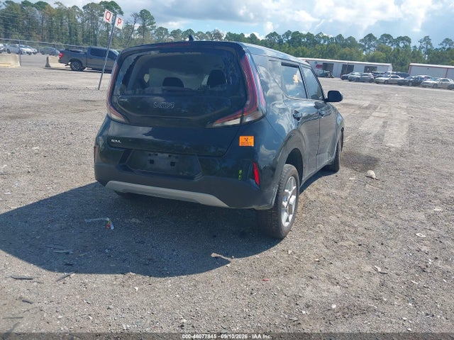 2023 KIA SOUL LX 4