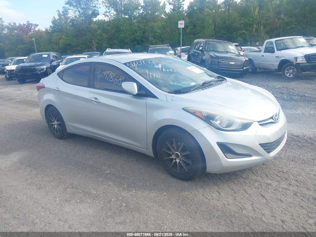 2016 HYUNDAI ELANTRA SE