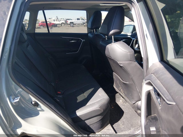 2021 TOYOTA RAV4 HYBRID XLE PREMIUM 8