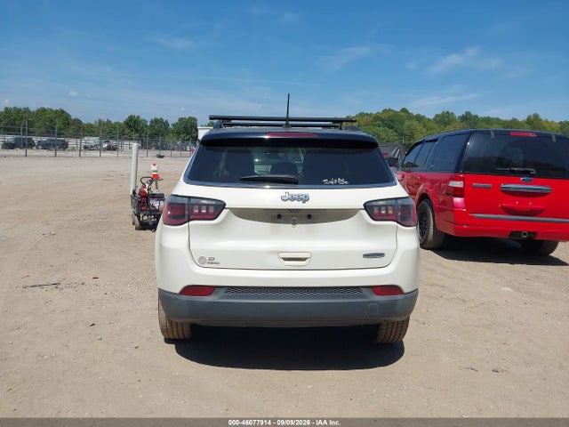 2018 JEEP COMPASS LATITUDE 16
