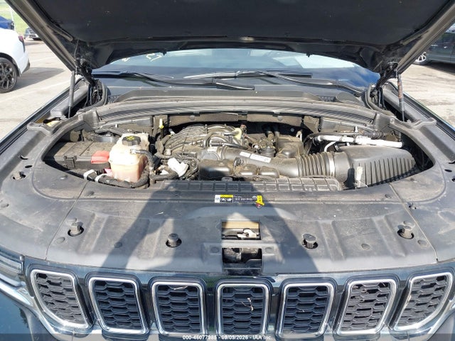 2023 JEEP GRAND CHEROKEE LIMITED 4X4 10