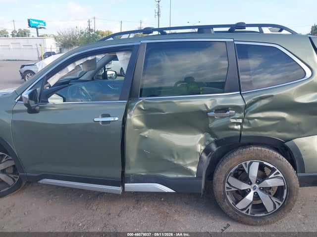 2019 SUBARU FORESTER TOURING 13