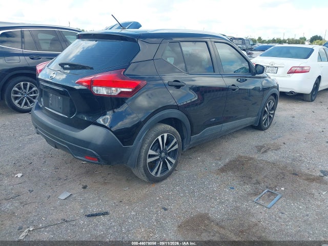 2019 NISSAN KICKS S 4