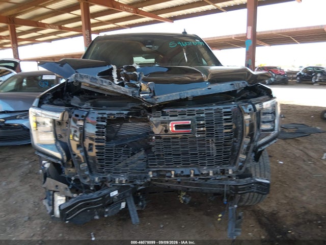 2021 GMC YUKON 4WD DENALI 12