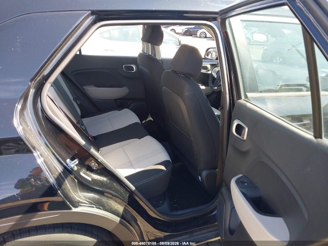2023 HYUNDAI VENUE SEL 8