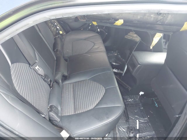 2021 TOYOTA CAMRY SE 8