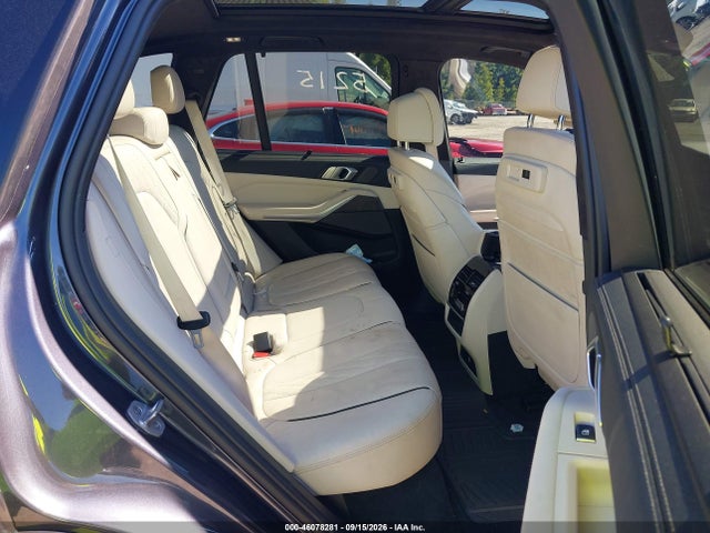 2021 BMW X5 M50I 8