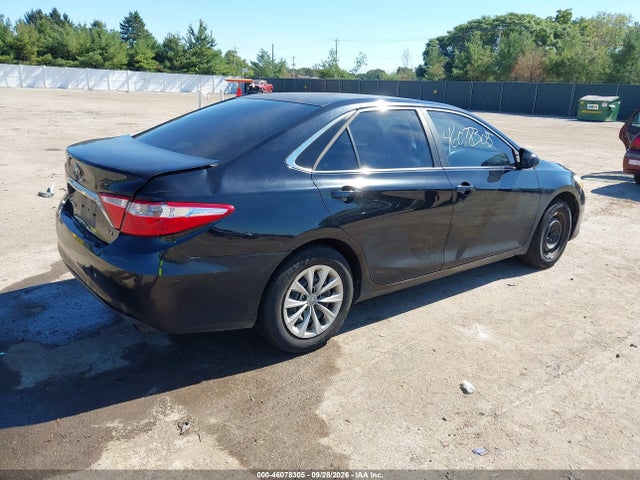 2017 TOYOTA CAMRY LE 4