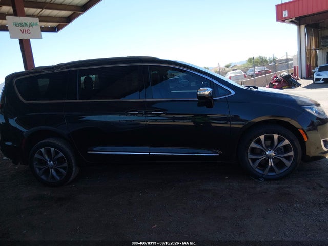 2017 CHRYSLER PACIFICA LIMITED 13