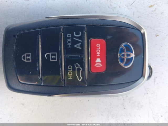 2021 TOYOTA RAV4 PRIME XSE 11