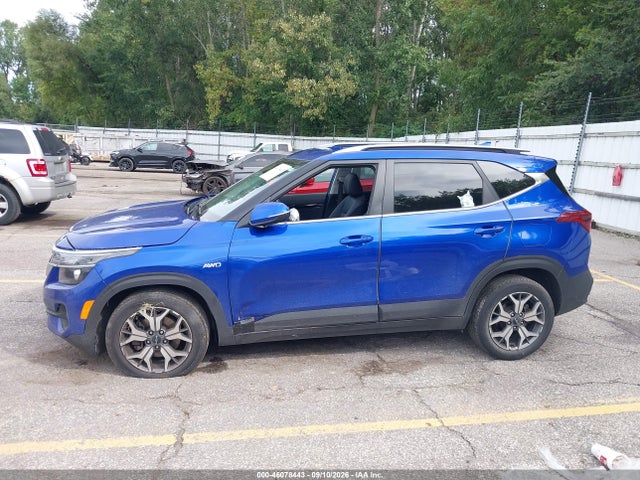 2022 KIA SELTOS EX 13