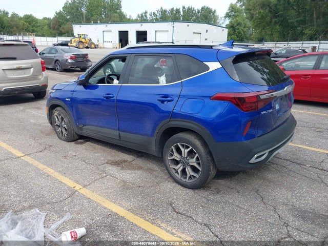 2022 KIA SELTOS EX 3