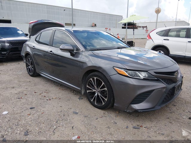 2018 TOYOTA CAMRY SE