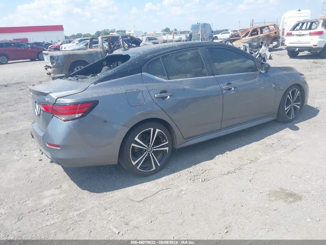 2021 NISSAN SENTRA SR XTRONIC CVT 4