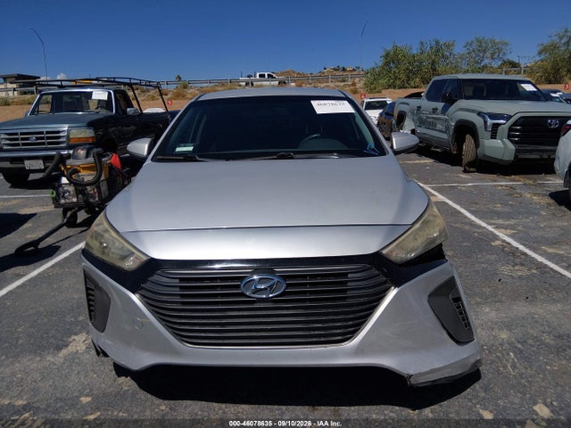 2018 HYUNDAI IONIQ HYBRID BLUE 12