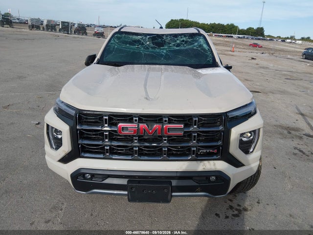 2026 GMC CANYON AT4, 4WD 12