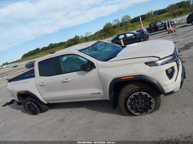 2026 GMC CANYON AT4, 4WD 13