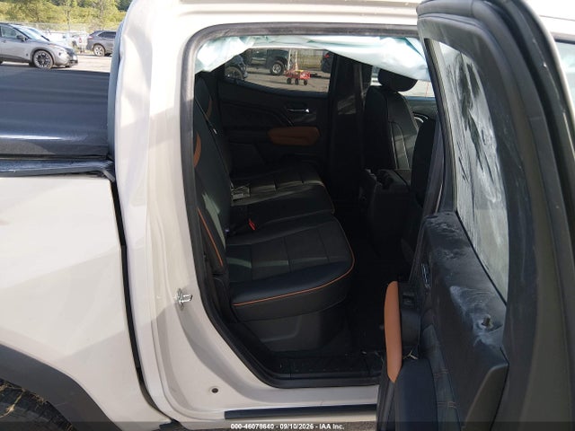 2026 GMC CANYON AT4, 4WD 8