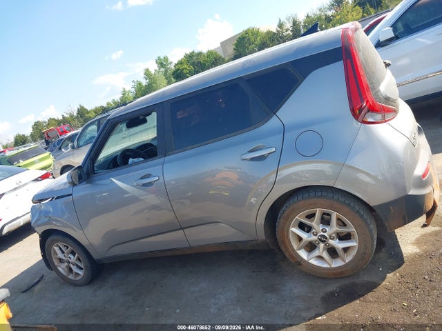 2022 KIA SOUL LX 15