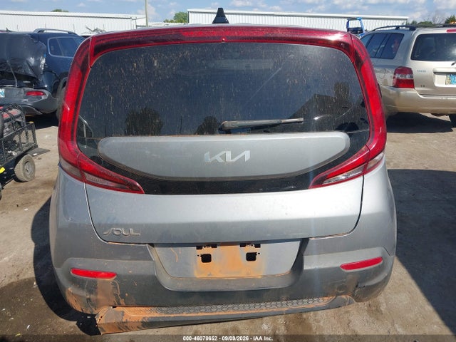 2022 KIA SOUL LX 17
