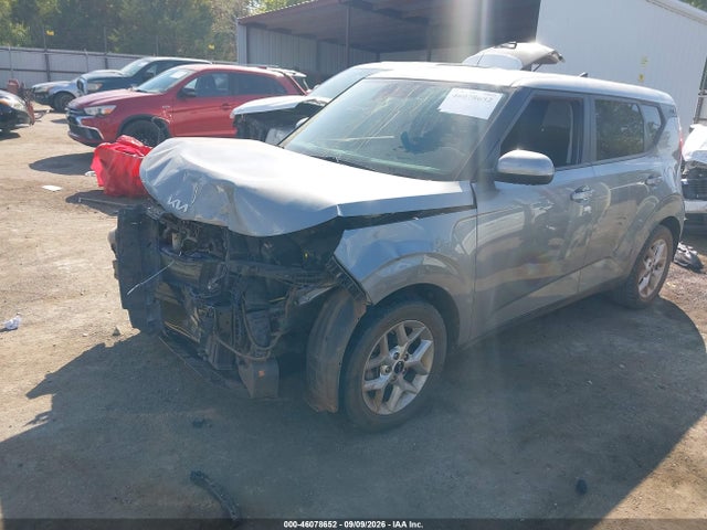 2022 KIA SOUL LX 2