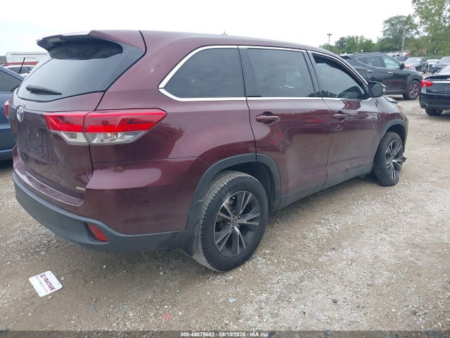 2019 TOYOTA HIGHLANDER LE 4