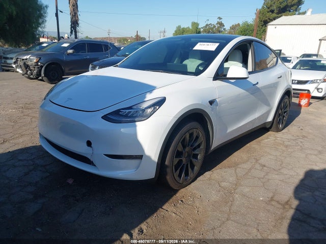 2023 TESLA MODEL Y AWD/LONG RANGE DUAL MOTOR ALL-WHEEL DRIVE 2