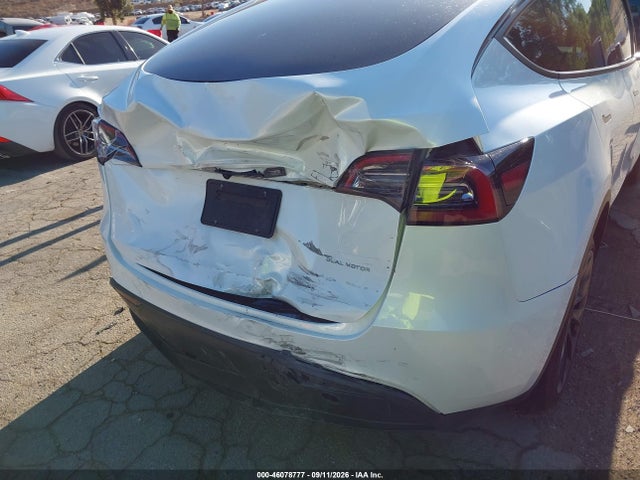2023 TESLA MODEL Y AWD/LONG RANGE DUAL MOTOR ALL-WHEEL DRIVE 6