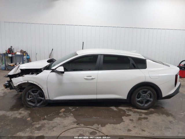 2025 KIA K4 LXS 14
