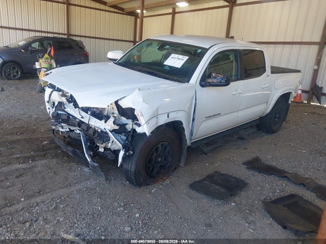 2022 TOYOTA TACOMA SR5 V6 2