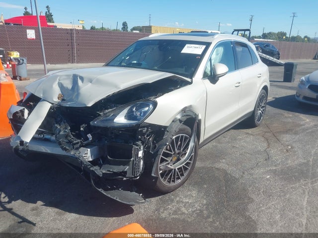 2021 PORSCHE CAYENNE 2