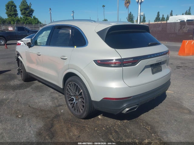 2021 PORSCHE CAYENNE 3