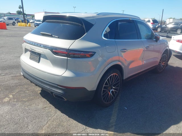 2021 PORSCHE CAYENNE 4
