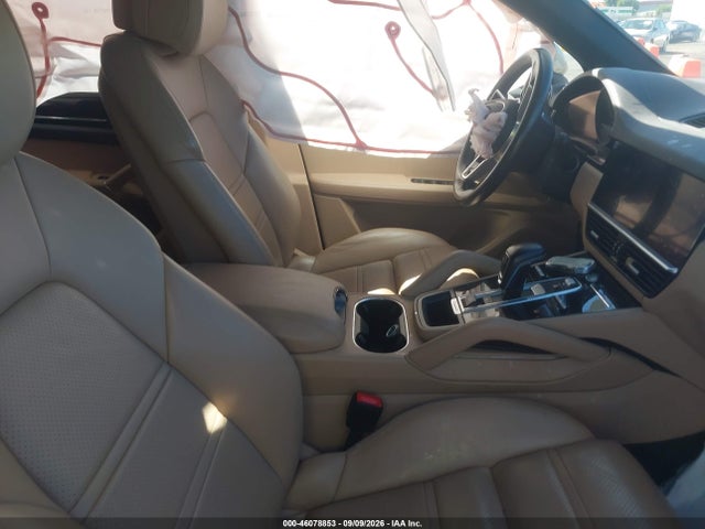 2021 PORSCHE CAYENNE 5