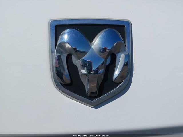 2019 RAM 1500 CLASSIC TRADESMAN 4X4 5'7 BOX — фото 6