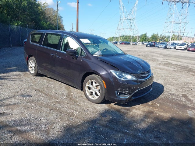 2019 CHRYSLER PACIFICA TOURING PLUS