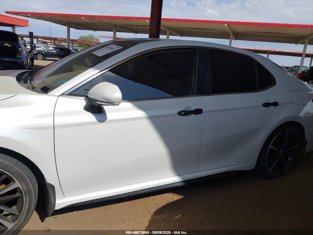 2020 TOYOTA CAMRY XSE 14