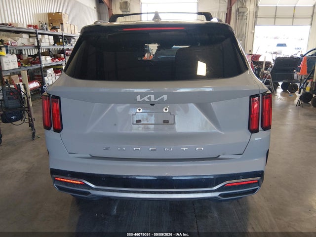 2022 KIA SORENTO SX 16