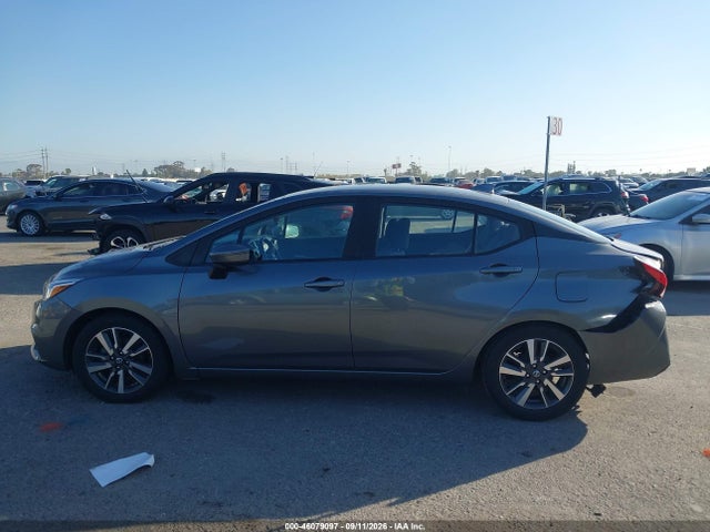 2021 NISSAN VERSA SV XTRONIC CVT 13