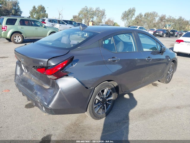 2021 NISSAN VERSA SV XTRONIC CVT 4