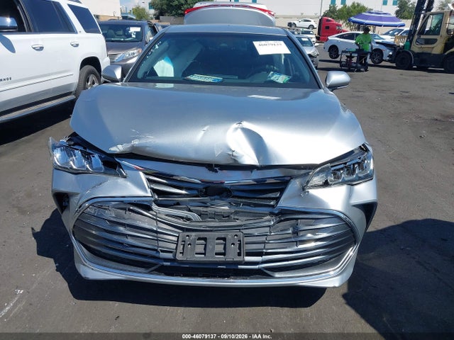 2020 TOYOTA AVALON XLE 12